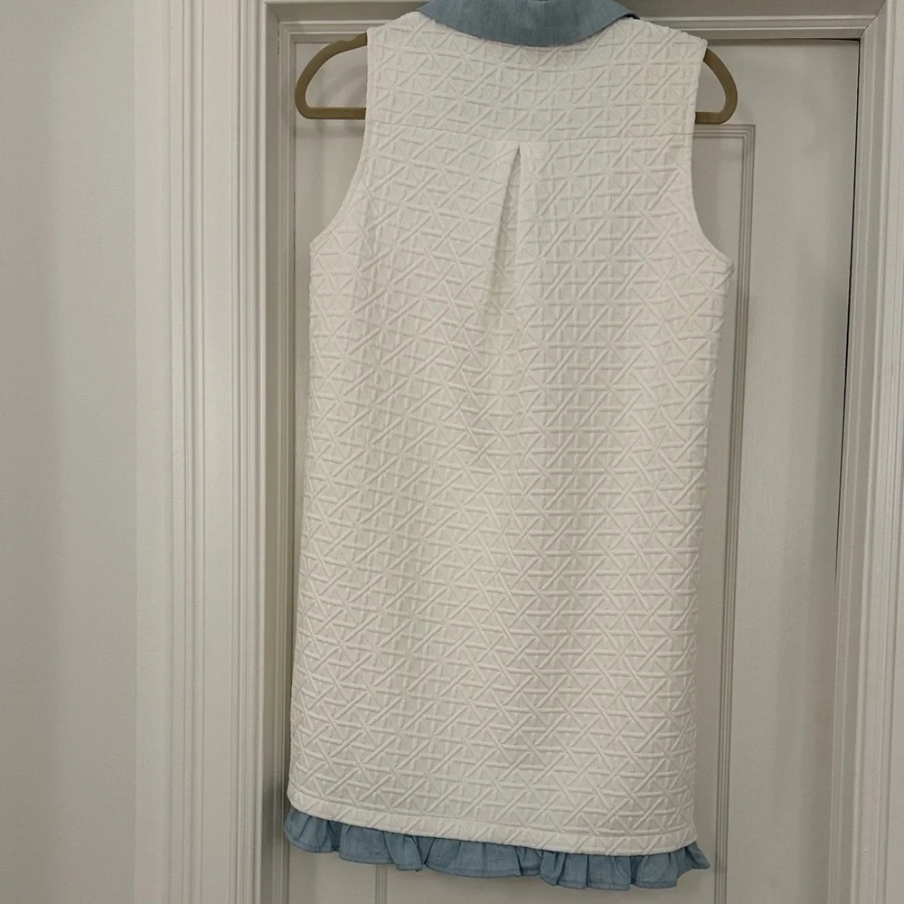 Stylish White Lattice Embossed Dress with Light Blue Trim NWOT - Picture 5 of 5